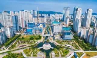 在“雙碳”長期目標指引下，綠色建筑發(fā)展迎強動力